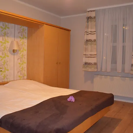 Appartement 10 Im Haus Huehnergott