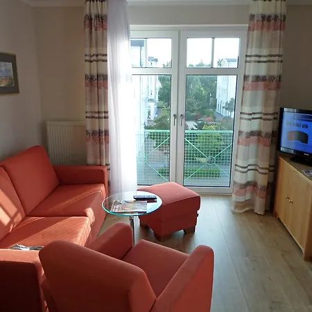 10 Im Haus Huehnergott Sellin (Rugen)